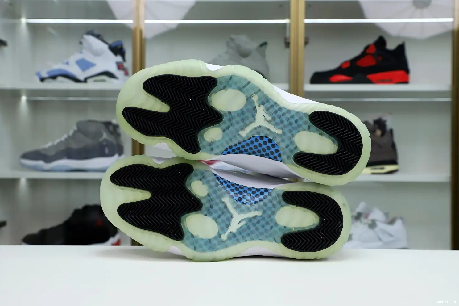 RETRO JORDAN BLUE 11 AIR Kimikick LOW LEGEND 0808